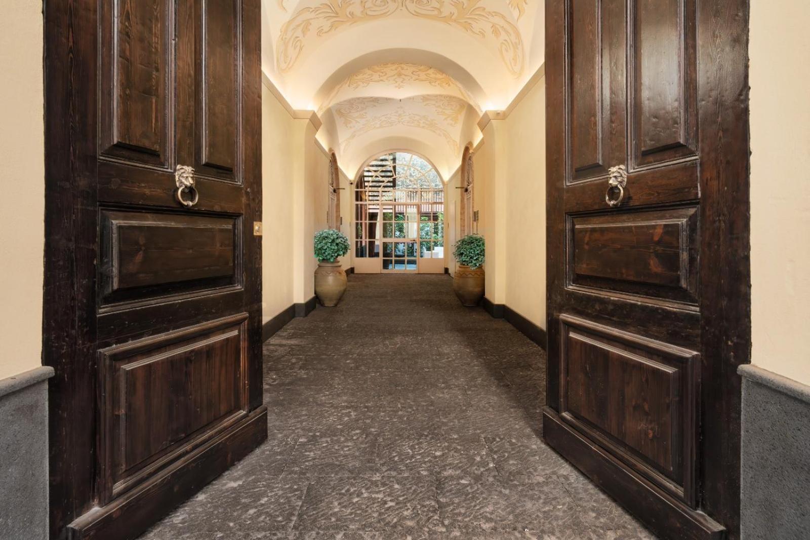 Archimedes Suites Катания Экстерьер фото